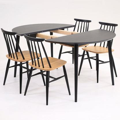 Aino jatkettava ruokapöytä 110x110 cm musta + 4 Aino-tuolia musta/tammi-istuin pohjanmaan