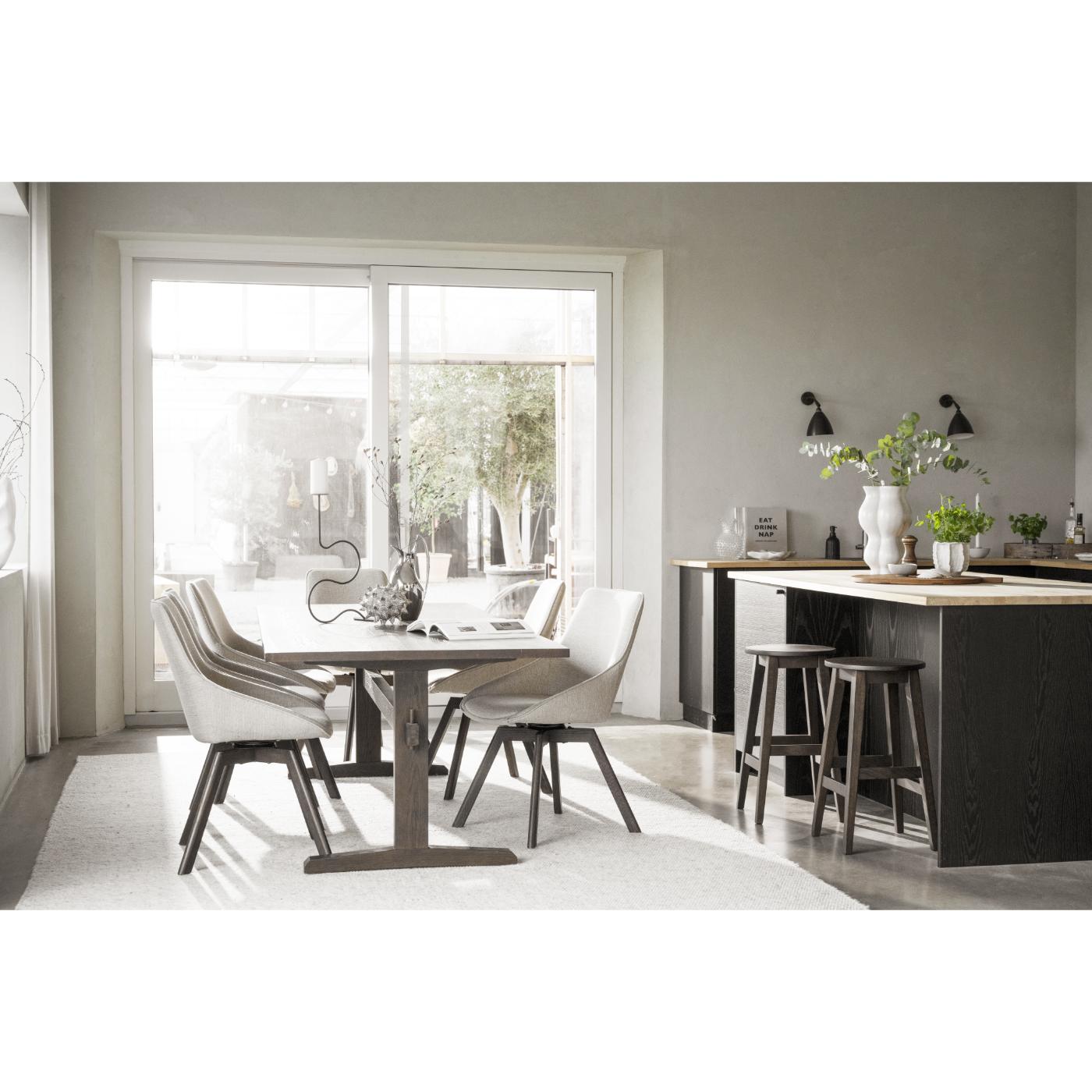 Alison tuoli ruskealakattu tammijalka / vaalea beige kangas