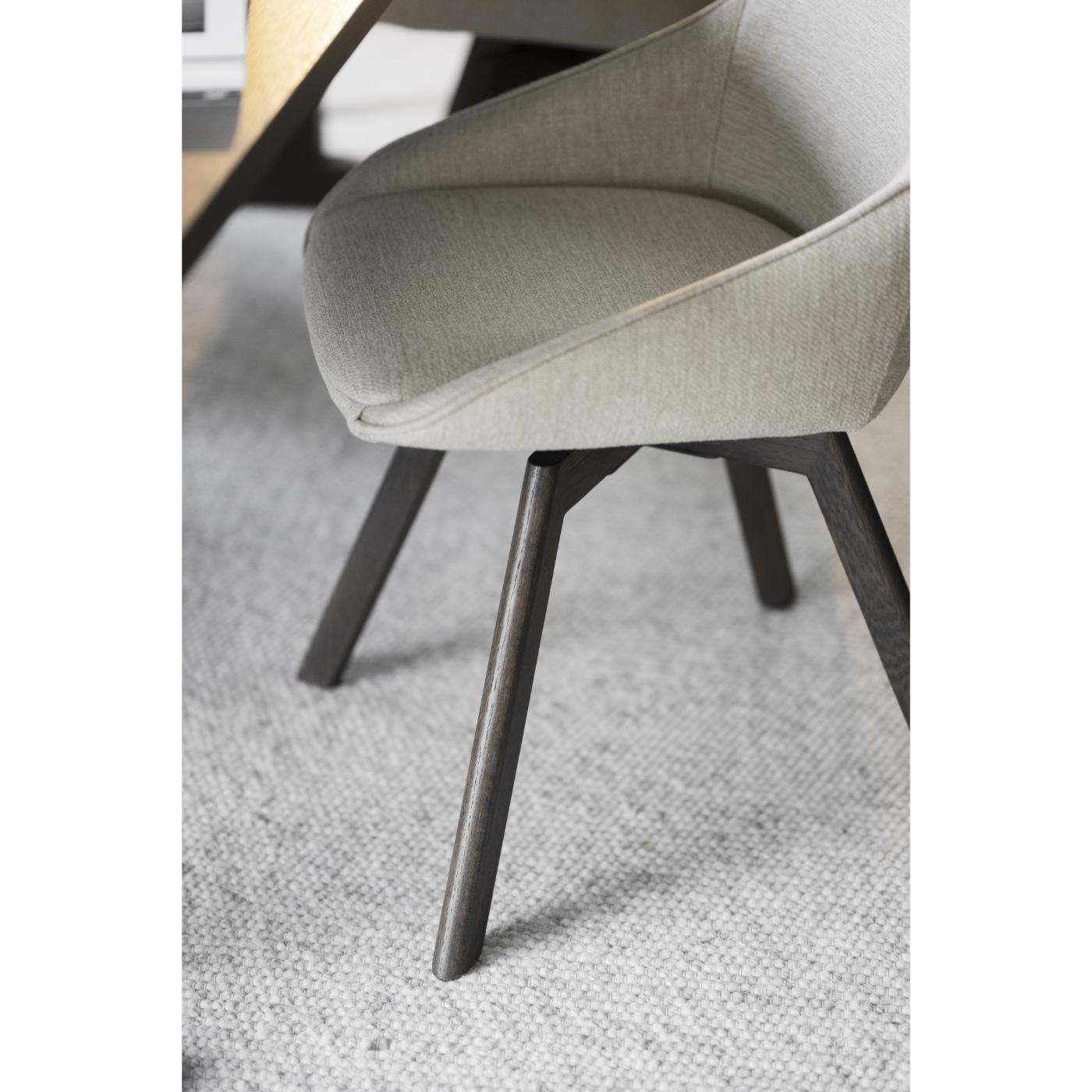 Alison tuoli ruskealakattu tammijalka / vaalea beige kangas