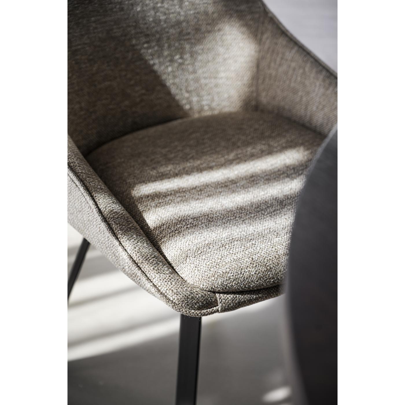 Alison tuoli musta metallijalka / tumma beige kangas