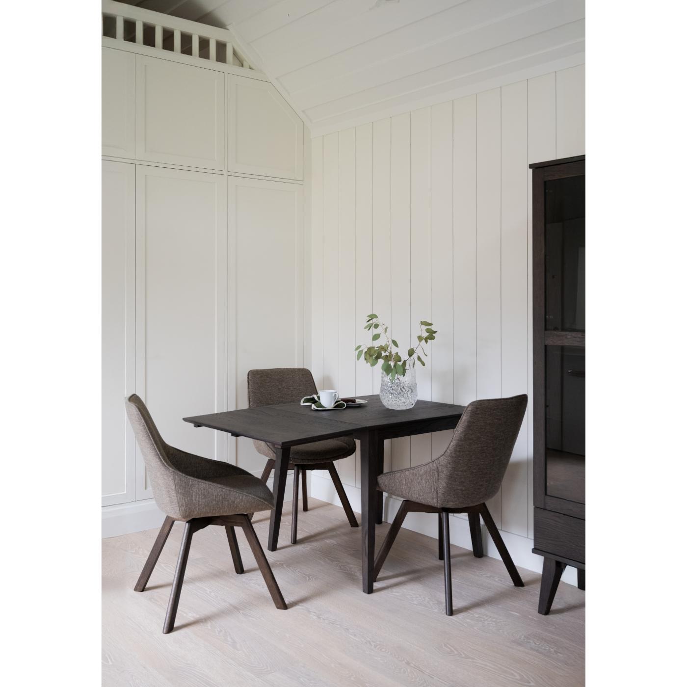 Alison tuoli ruskealakattu tammijalka / tumma beige kangas