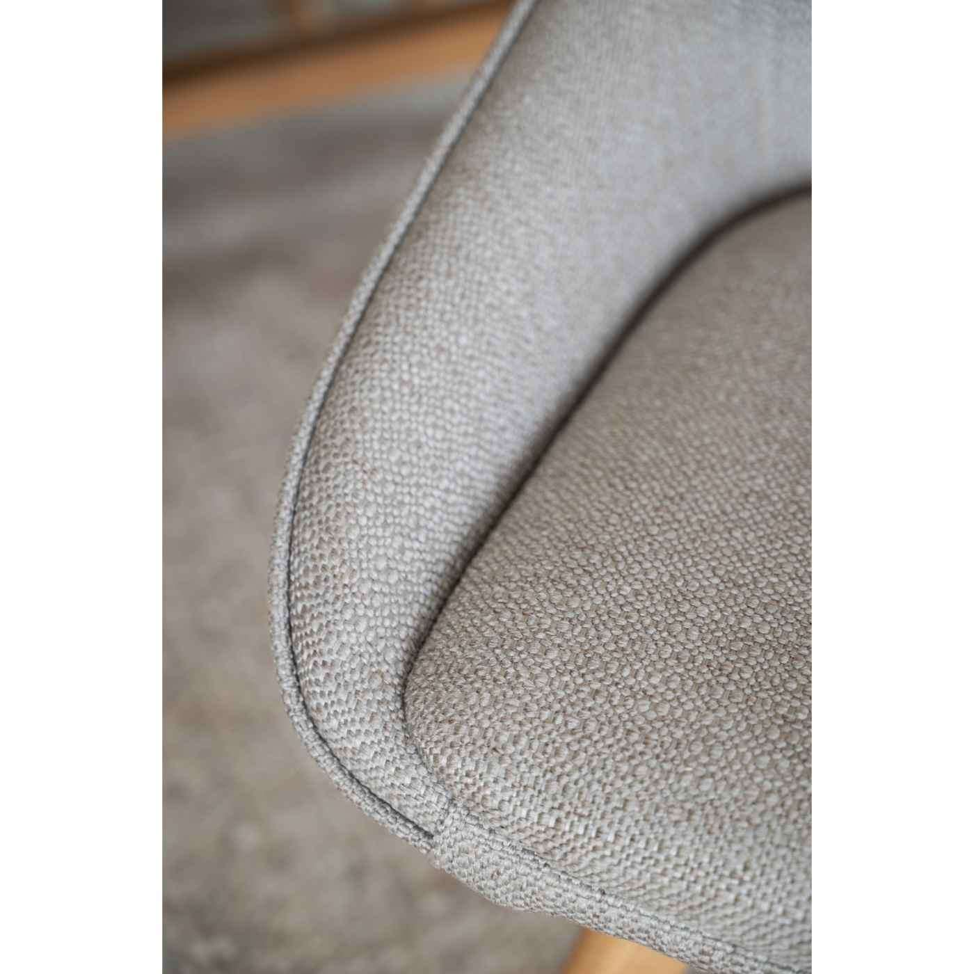 Alison tuoli lakattu tammijalka / beige kangas