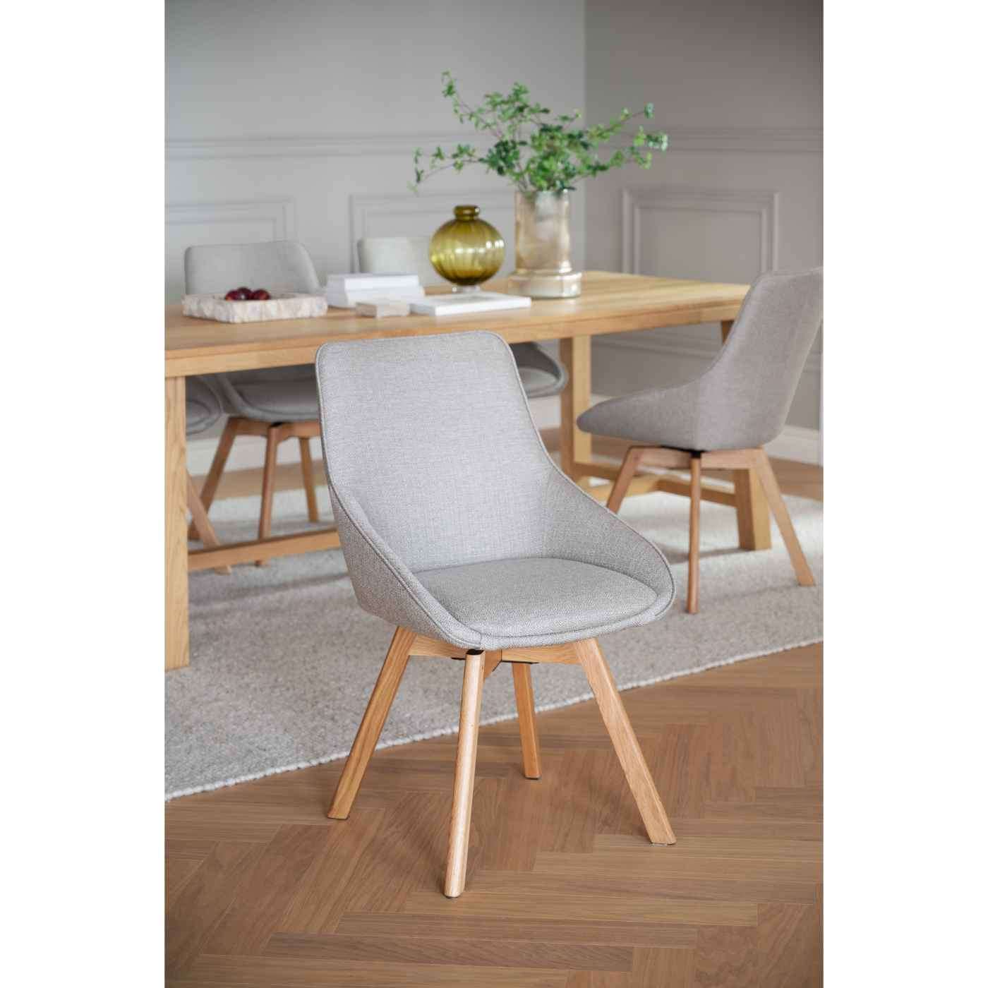 Alison tuoli lakattu tammijalka / beige kangas