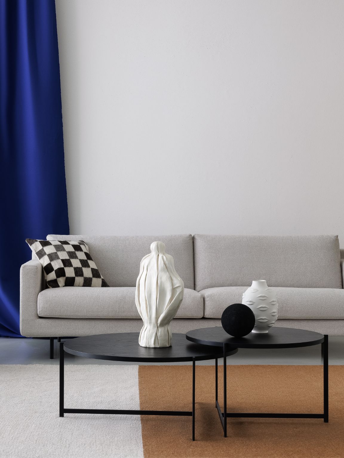 Interface Pilleri sohvapöytä 80x60 cm