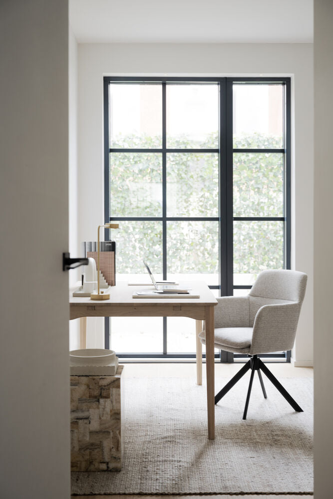 Markham ruokapöytä 140x90 cm valkopesty tammi