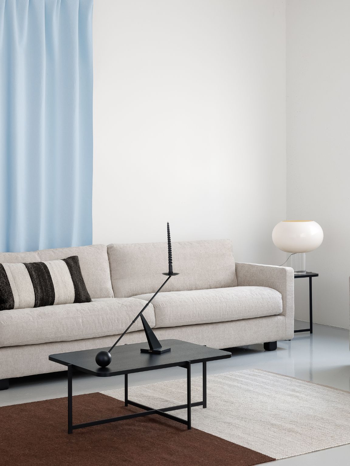 Interface Pilleri sohvapöytä 80x60 cm