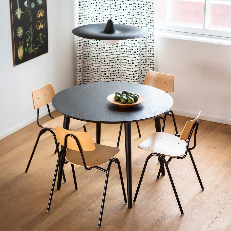 Aino ruokapöytä Ø100 cm, tammi musta