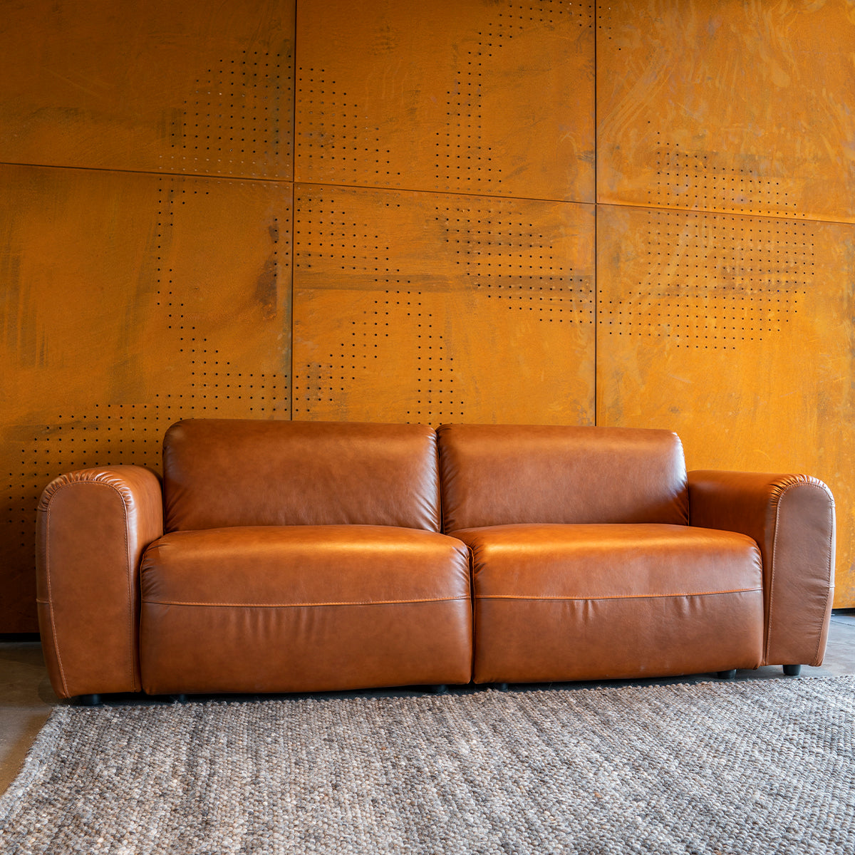 Babe nahkasohva L234 leveillä käsinojilla, Ranch-nahka