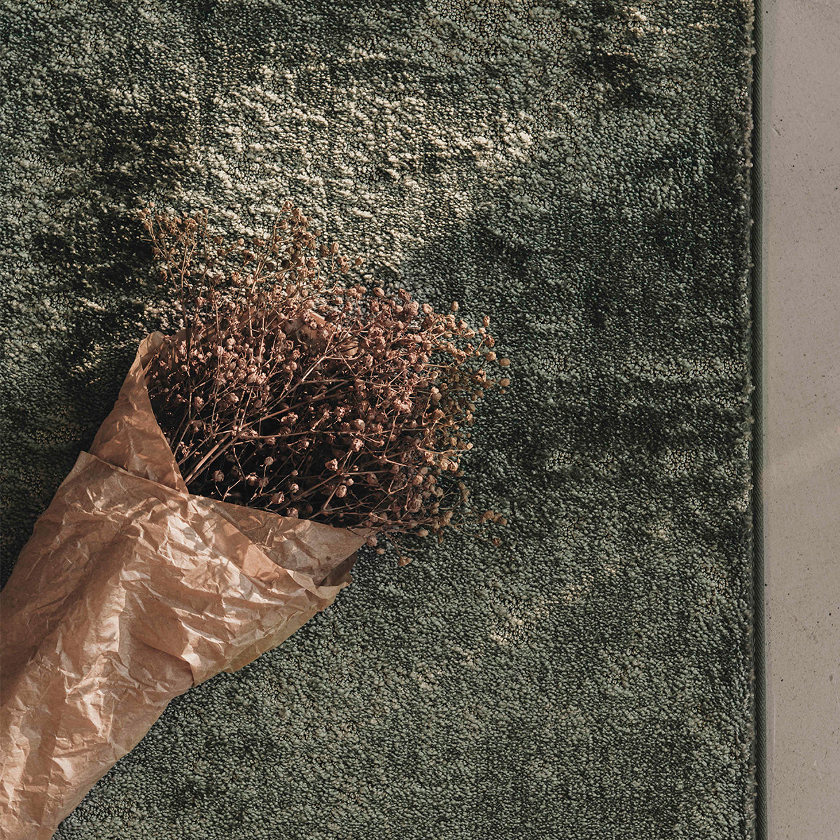 Basaltti nukkamatto pyöreä VM Carpet