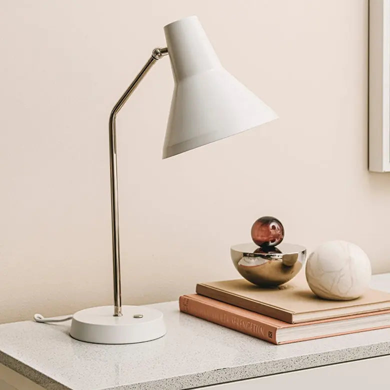 Carin pöytävalaisin innolux