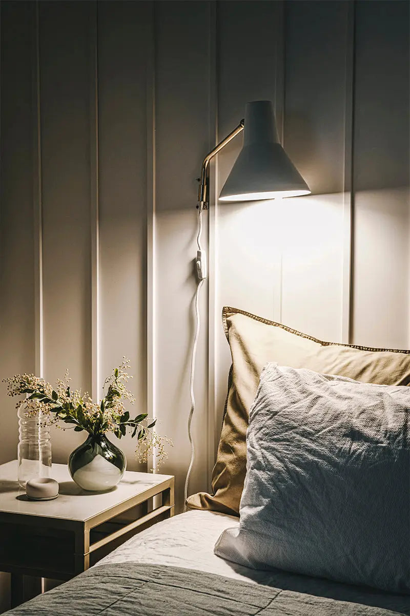 Carin seinävalaisin innolux