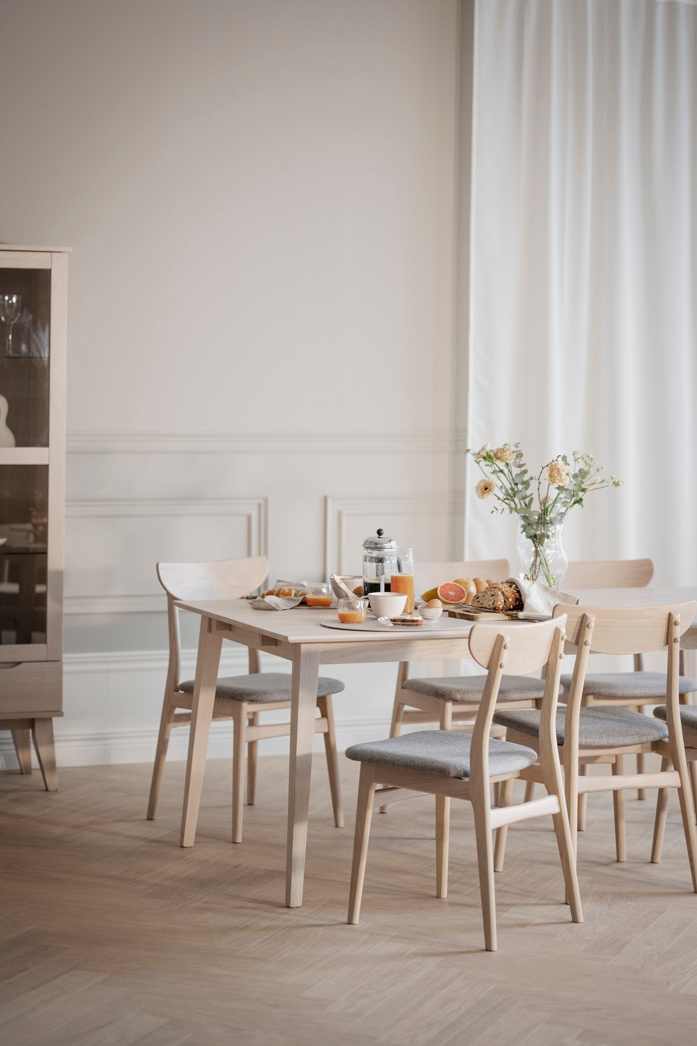 Filippa ruokapöytä 180x90 cm, valkoöljytty tammi