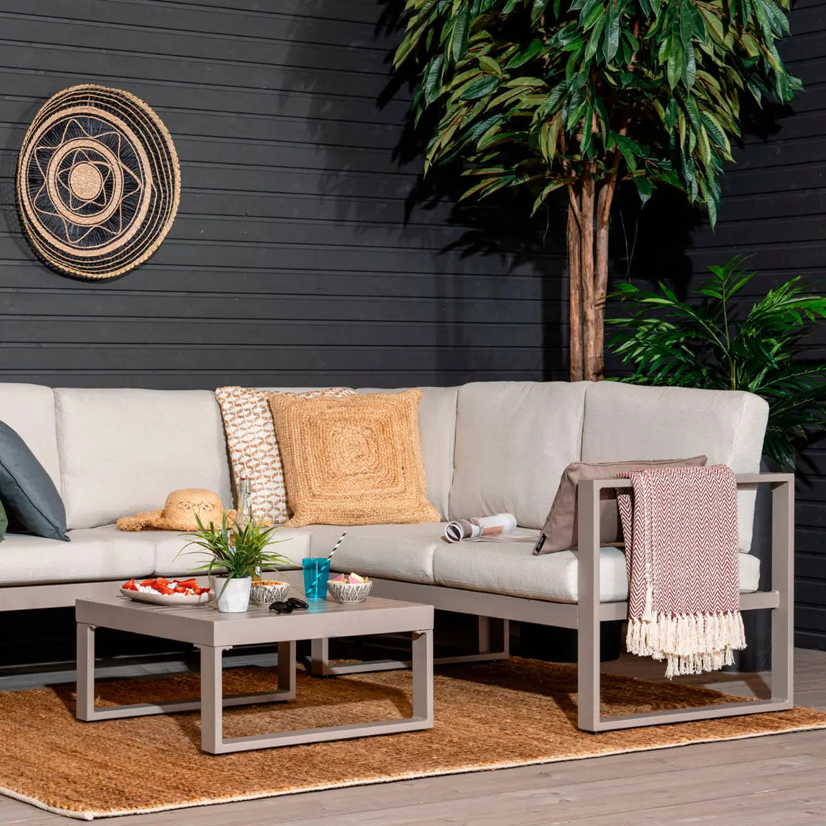 Kallas sohvapöytä 65x65 cm