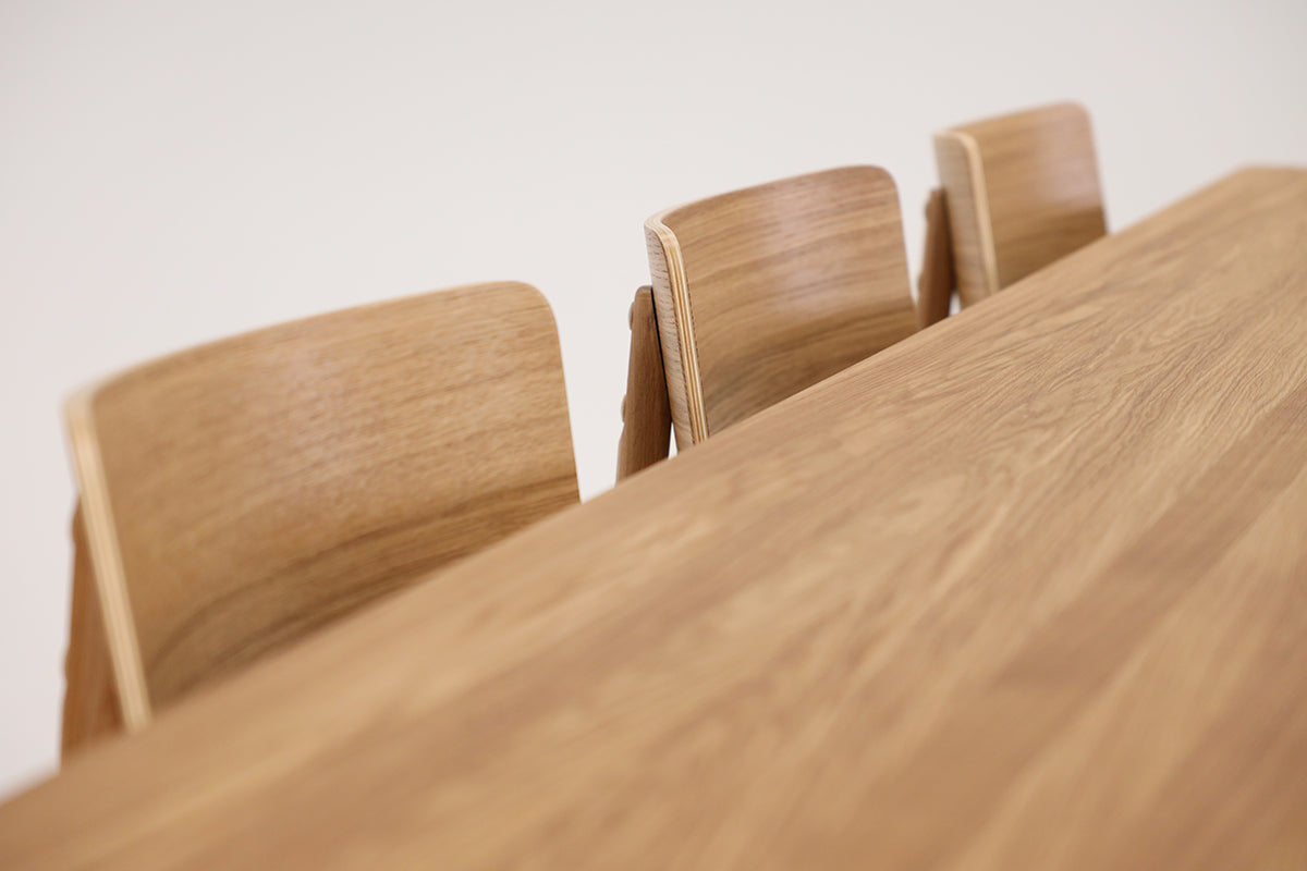 Lakeus ruokapöytä 95x180 cm, lakattu tammi