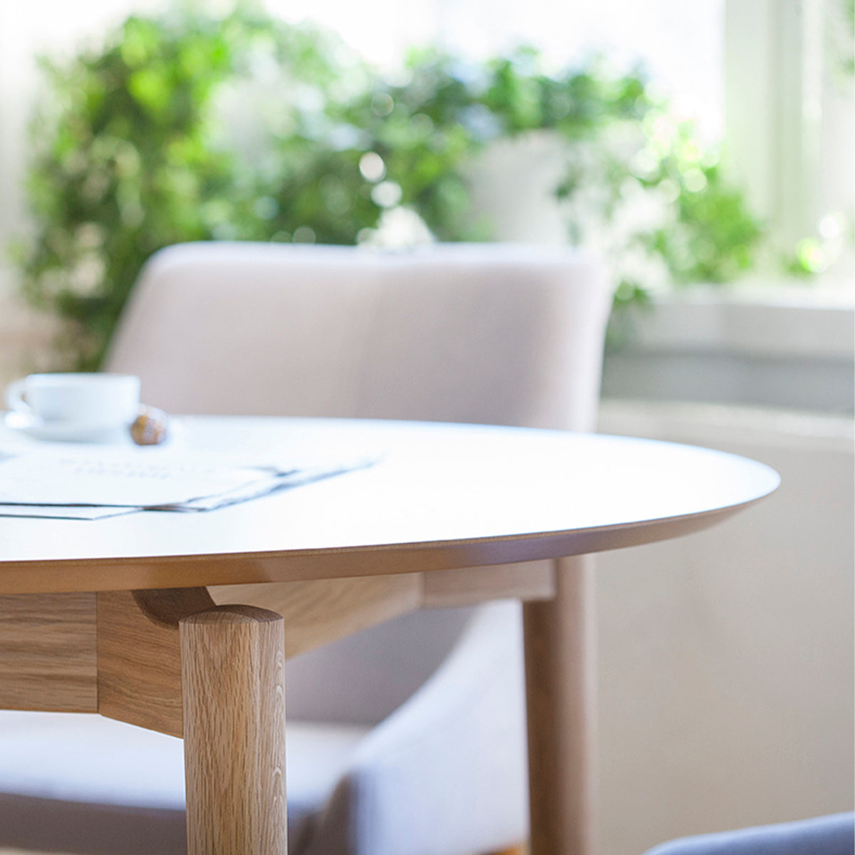 Odense ruokapöytä h. 115 cm 