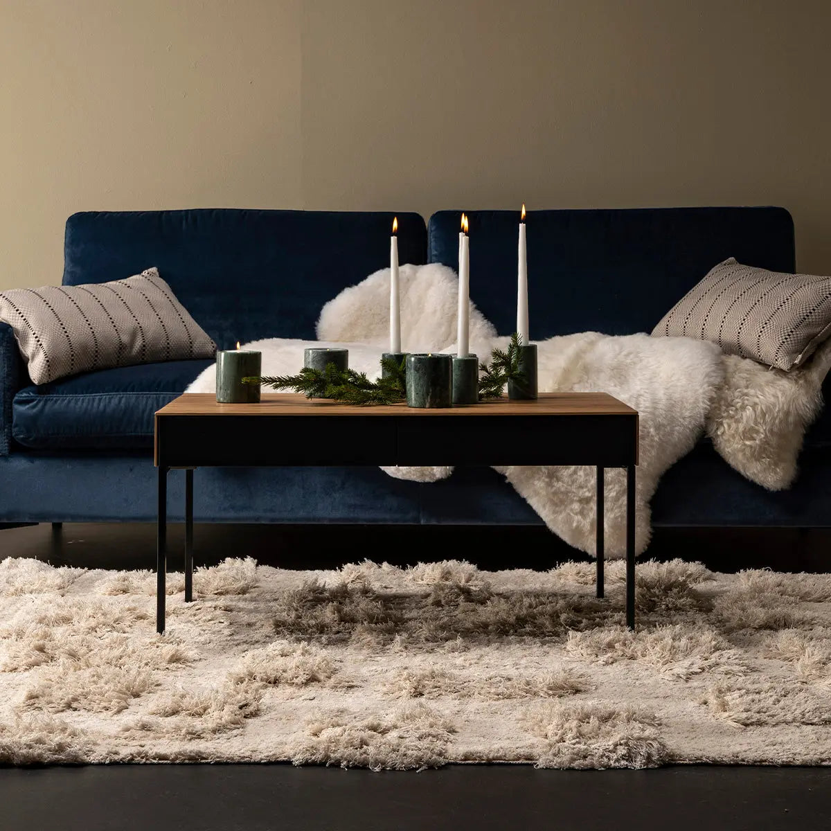 Orion sohvapöytä korkea Isku Stage