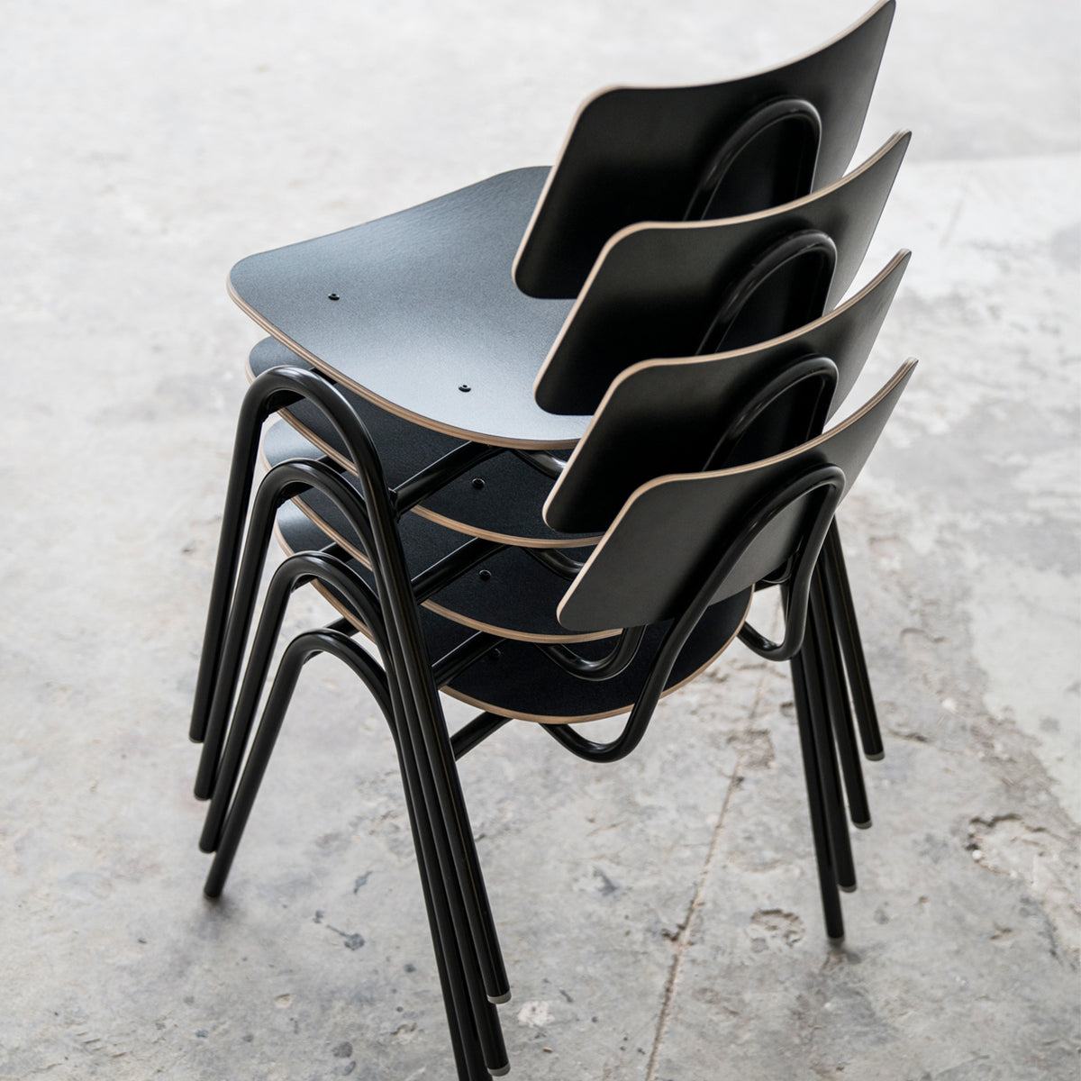 Ruokapöydän tuolit - ISKU Koti