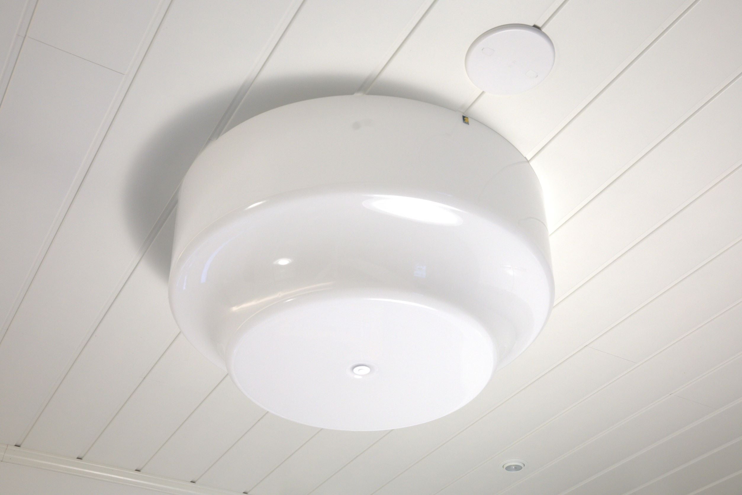 Senja kattovalaisin Ø 58 cm opaalinvalkea