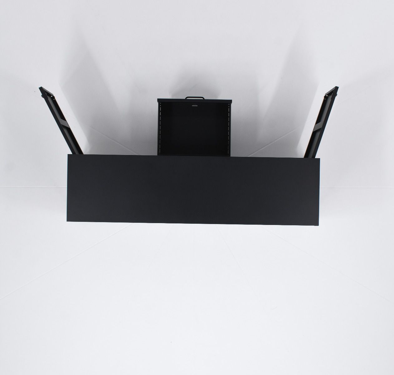 Carbon TV-taso 150x40 cm, musta